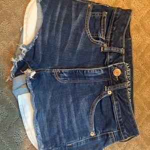Women’s American Eagle high rise shorts. Size 6